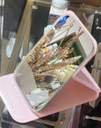 Mini makeup mirror, perfect for travelling