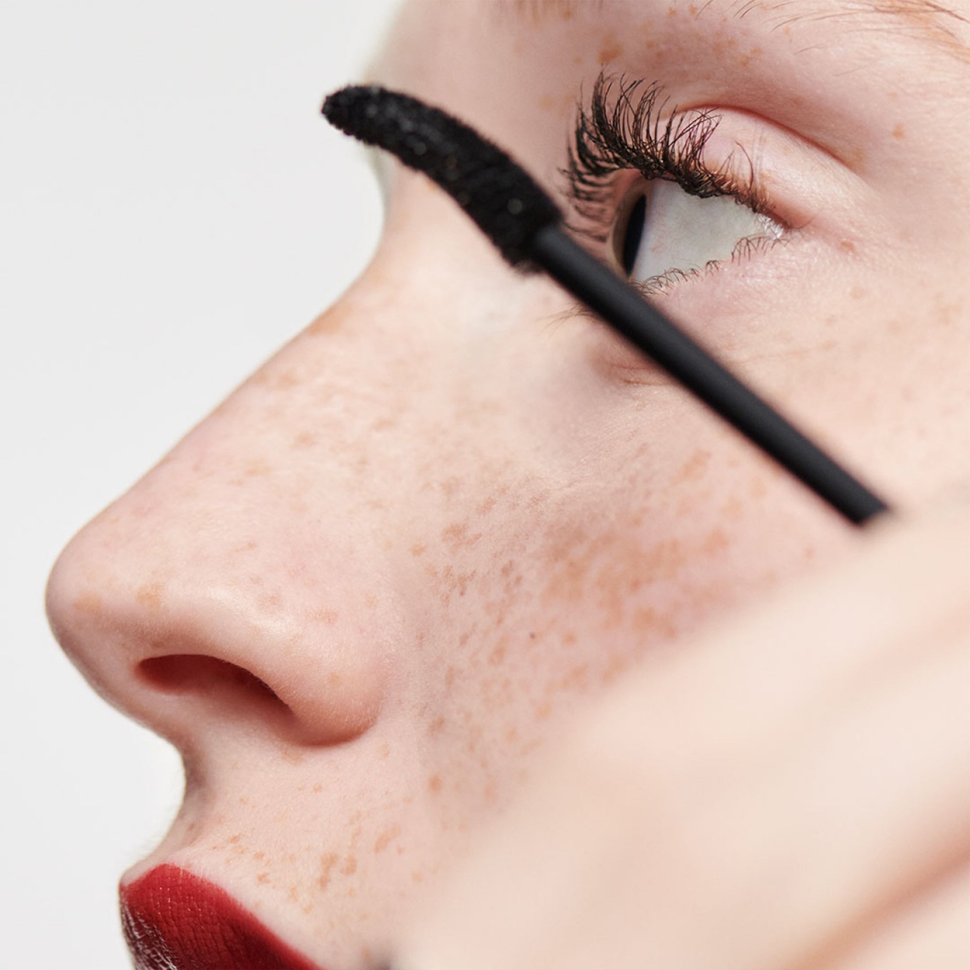 High Impact Zero Gravity Mascara - Black