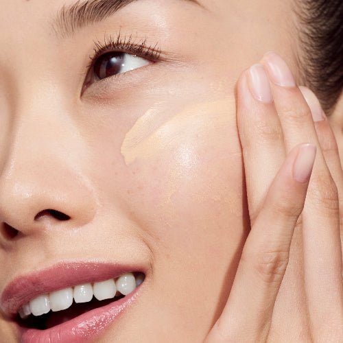 Even Better Clinical™ Vitamin Makeup SPF50