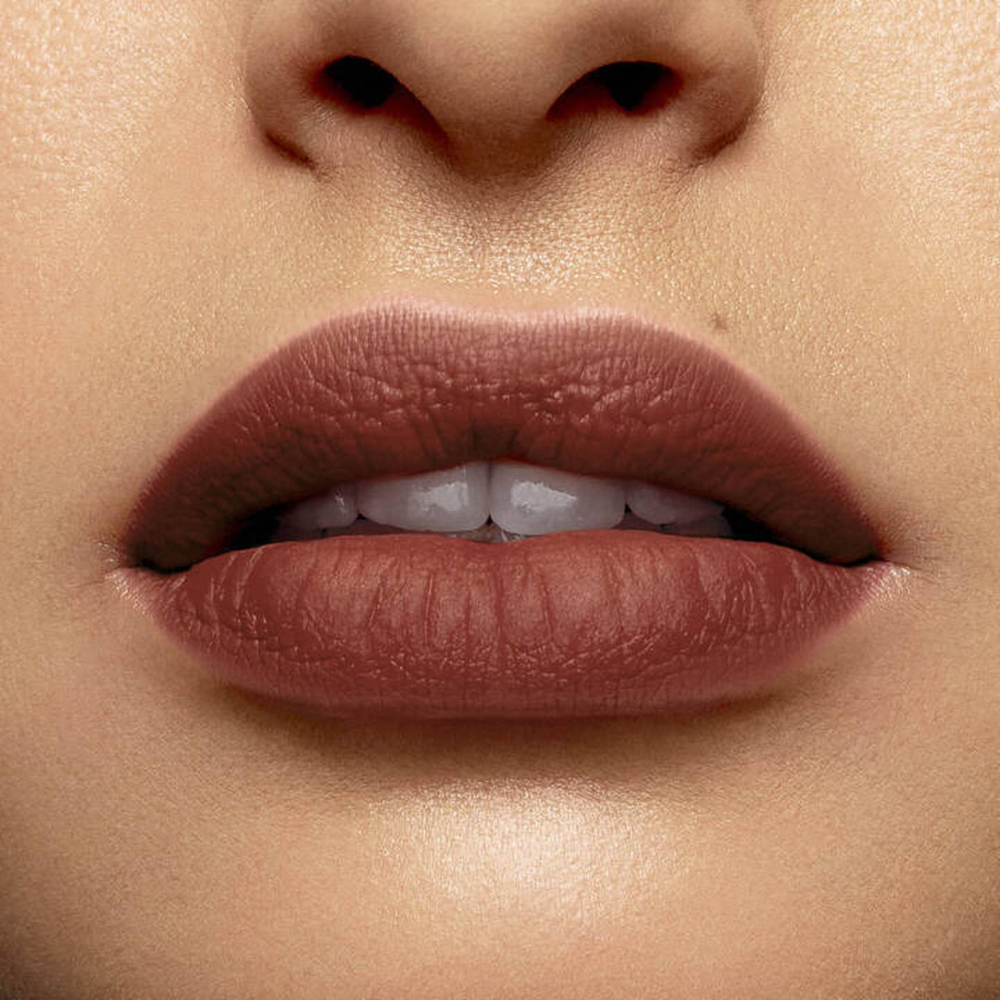 Absolu Rouge Intimatte Lipstick